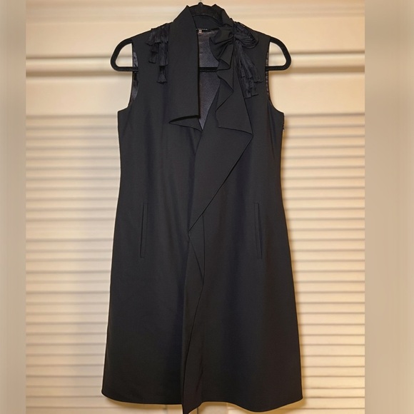 Elie Tahari Dresses & Skirts - Elie Tahari Sleeveless Wool Dress Blazer Asymmetrical Ruffle Neckline size 2